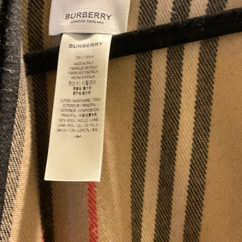 Burberry Beige and Red Striped Poncho - Picture 2 of 5